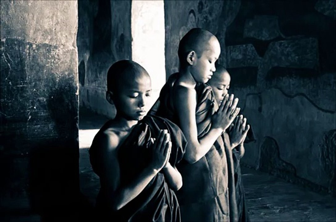 Om Mani Padme Hum (Avalokiteśvara Bodhisattva) (Children Chanting)