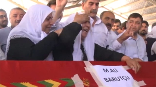 حزب العمال الكردستاني يتبنى مقتل شرطيين تركيين