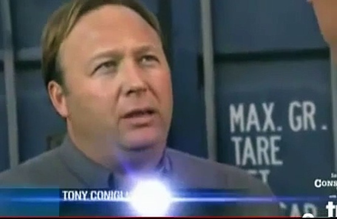 Jesse Ventura Attacks David Icke on Reptilian Conspiracy