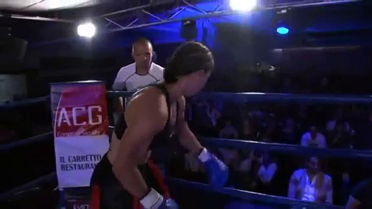 Sarah 'Missy' Howett Vs Arlene Blencowe