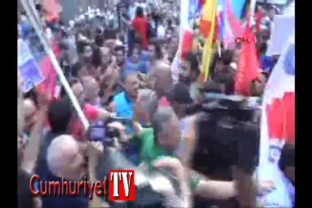 Samsun'daki Suruç yürüyüşünde kavga çıktı