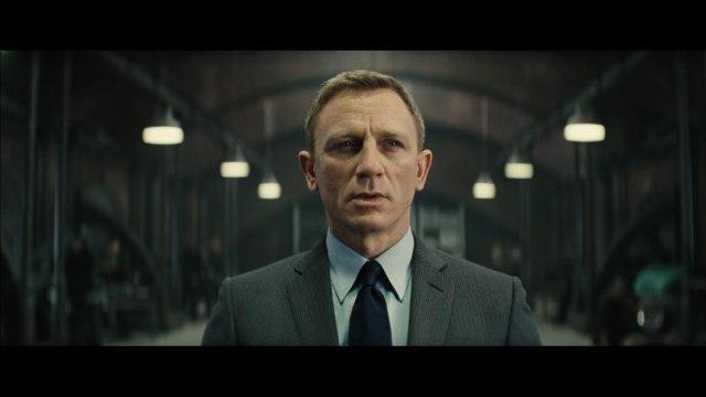 Daniel Craig, Christoph Waltz, Ralph Fiennes In 007 'Spectre' Trailer 2