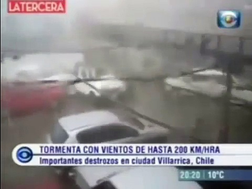 Tornado en Villarca, Chile. Vientos de 200 Km/h (7/6/11)