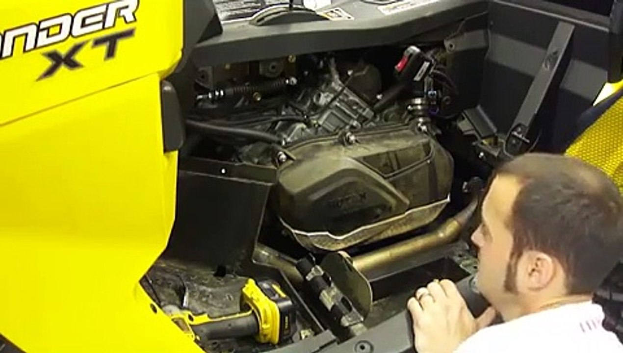 BRP can-am commander 800-1000 clutch removal disassembly