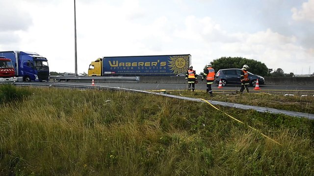 A16: accident de poids lourds à Ghyvelde.