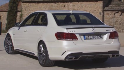 Mercedes-Benz 2014 E 63 AMG S 4MATIC HD Trailer