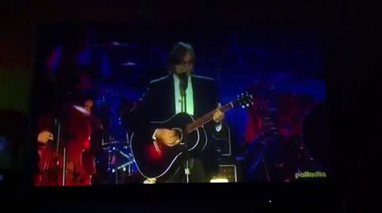 Jackson Browne- Don't Let it Bring You Down live at  Neil Young Musicares tribute