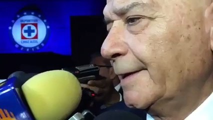 Billy  Álvarez habló de refuerzos