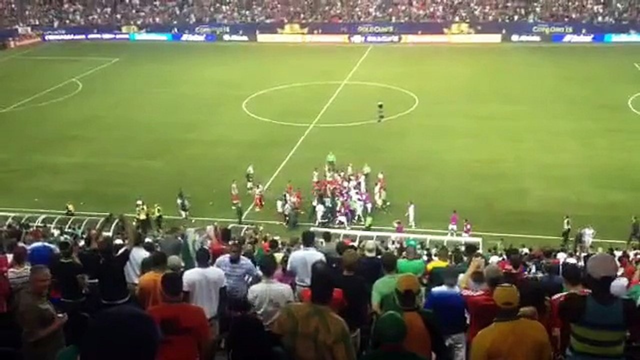 Panameños se van en contra de Giber Becerra