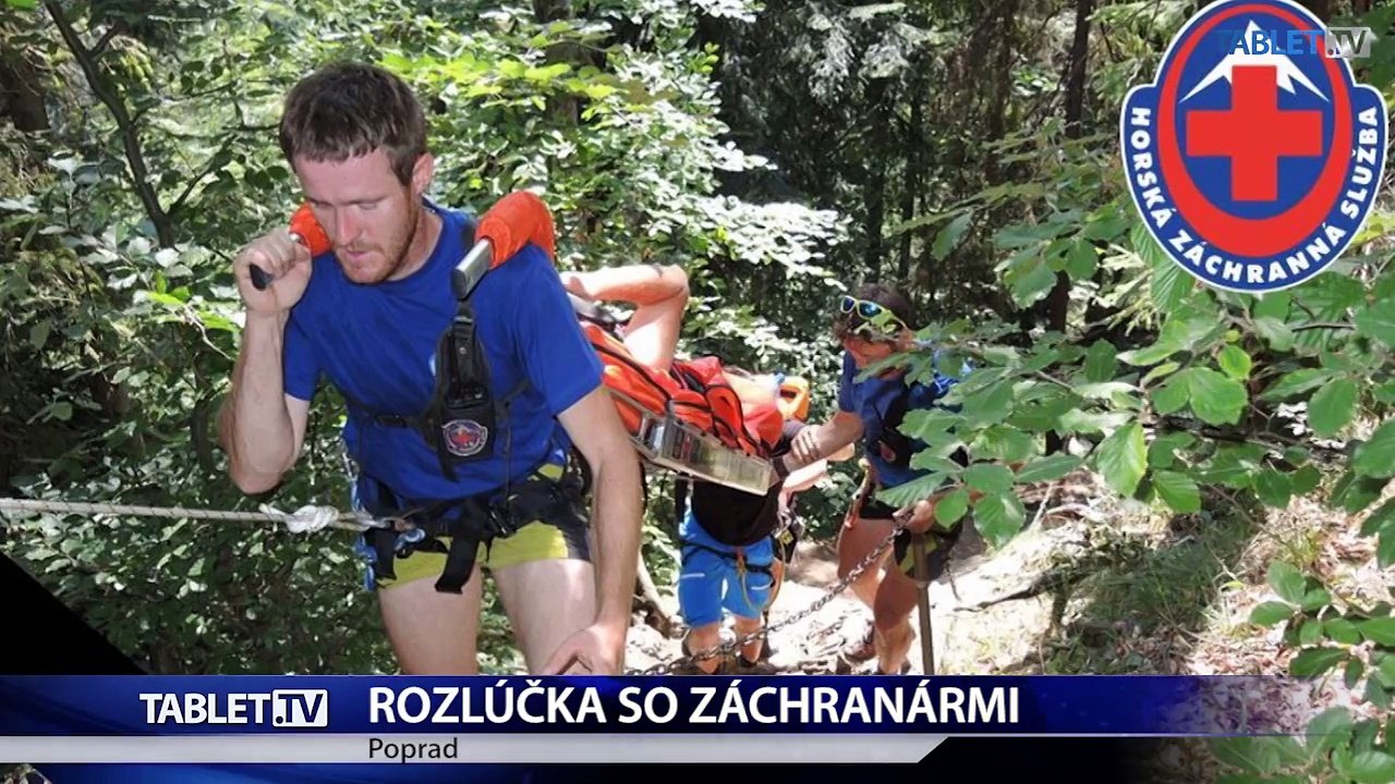 So záchranármi z havarovaného vrtuľníka sa lúčili tisícky ľudí