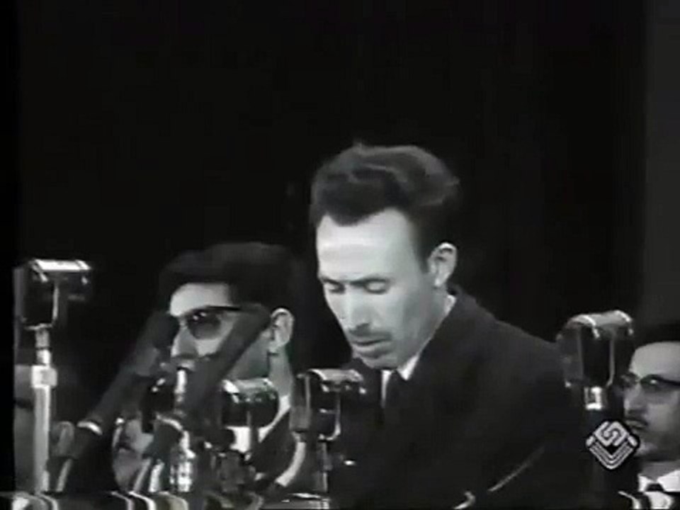 Houari Boumédiène en larme pour les martyrs de l'Algerie.flv