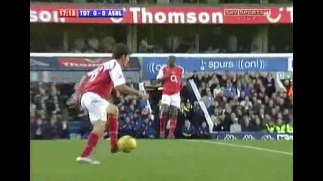 Cesc Fabregas vs Tottenham & Man United 04/05 HD