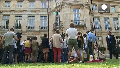 Γαλλία: Ο πρόεδρος αντιμέτωπος με την οργή των κτηνοτρόφων
