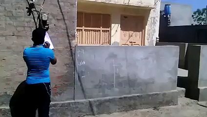 hahahahaha v funny watch n share