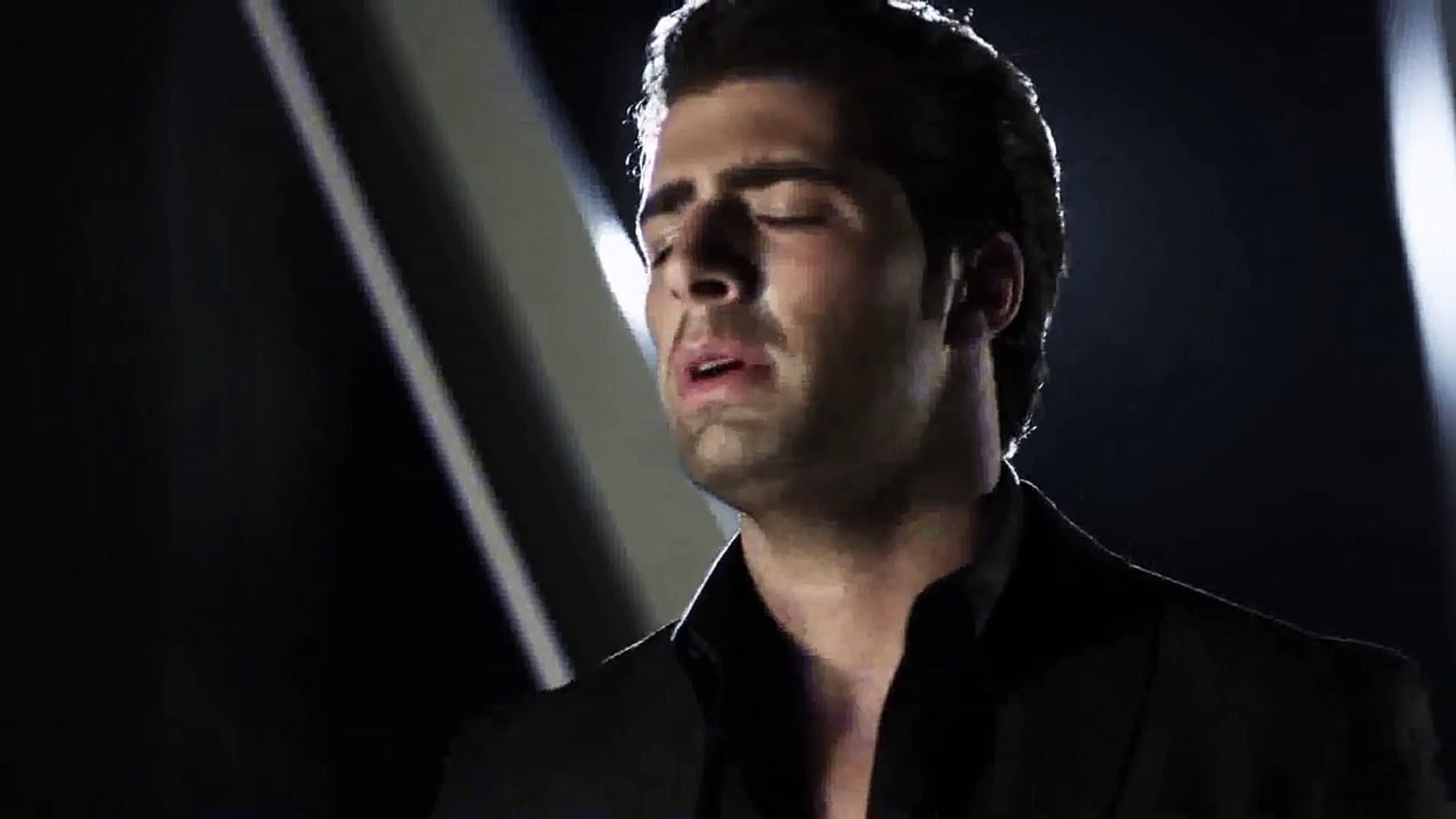 Jencarlos Canela New Mi Corazon Insiste Con Letra Video Dailymotion