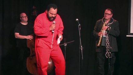 "Palestine" par Dieudonné et Gilad Atzmon au Bal des Quenelles 2015