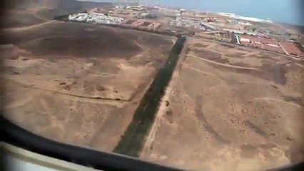 Ryanair landing in fuerteventura