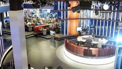 AB İngiliz SKY televizyon kanalını uyardı