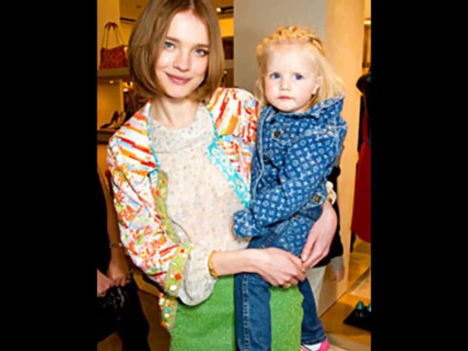 Водянова Наталья и дети (Natalia Vodianova and her children)