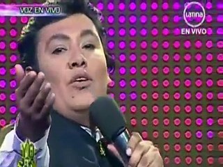 Juan gabriel Peruano y Original a duo-"Abrazame muy fuerte"
