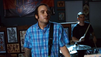 New Found Glory - Vicious Love (feat. Hayley Williams) Official Music Video