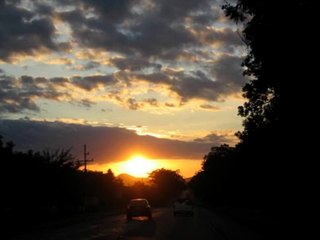Miguel Angel Tzul y su marimba orquesta "La Caida del Sol"