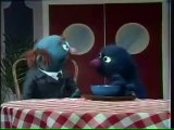 Sesame Street -  Waiter Grover - Chicken Soup