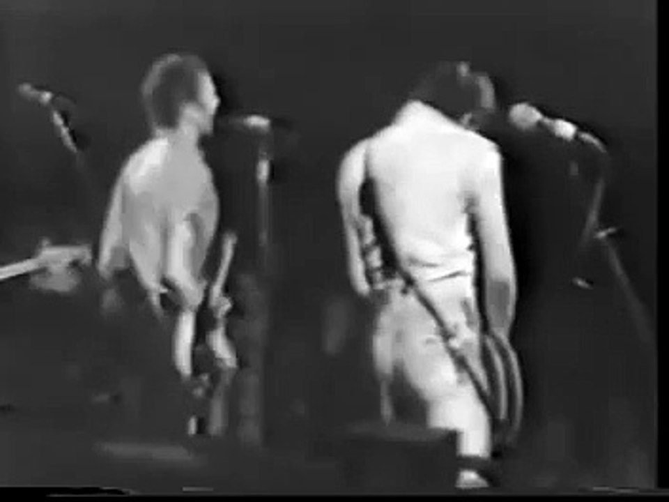 The Clash In New Jersey - Spanish Bombs