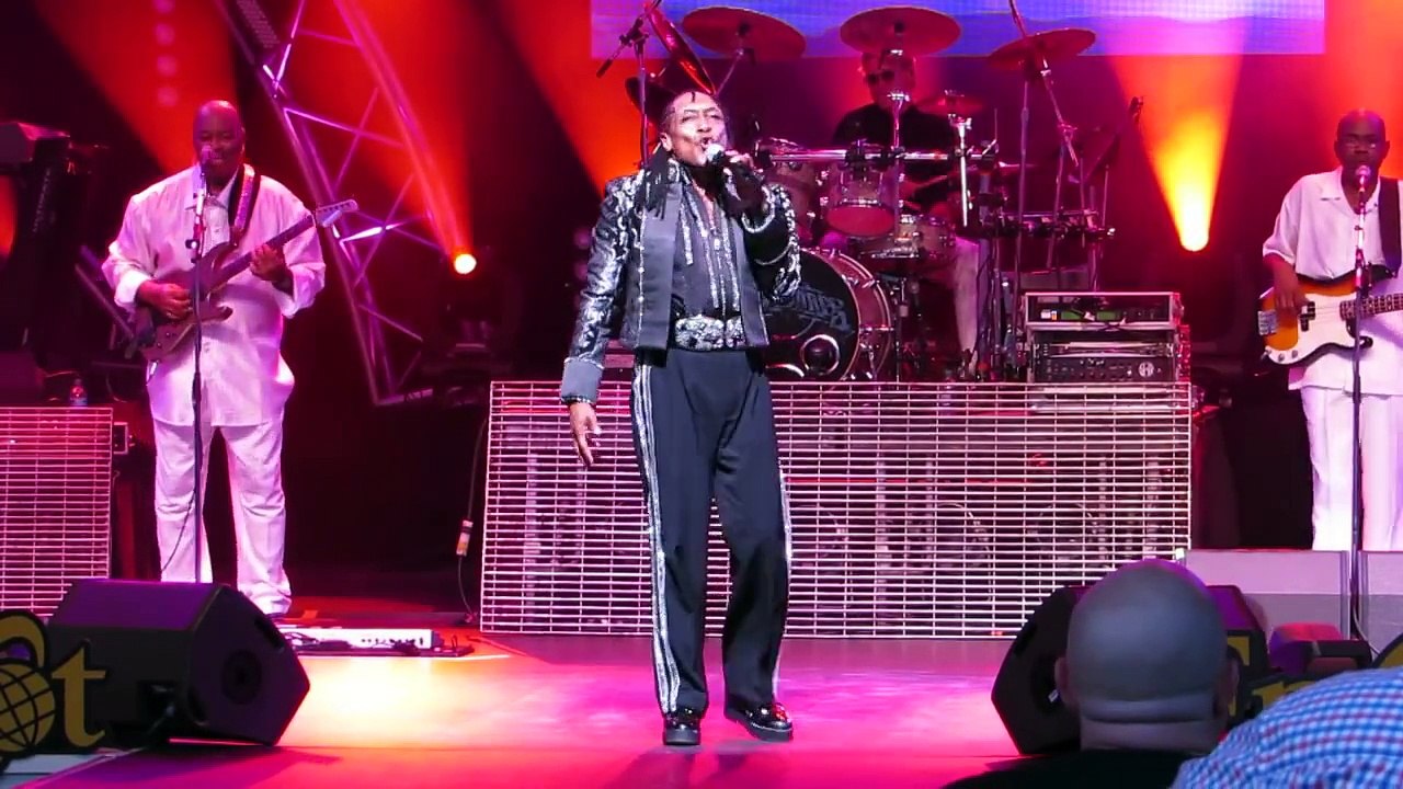 The Commodores - Night Shift - Epcot Food and Wine 2014