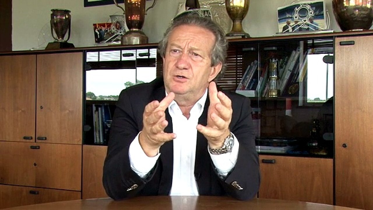 Jean-Pierre Louvel va quitter les Présidences du HAC et de l'UCPF - Vidéo  Dailymotion