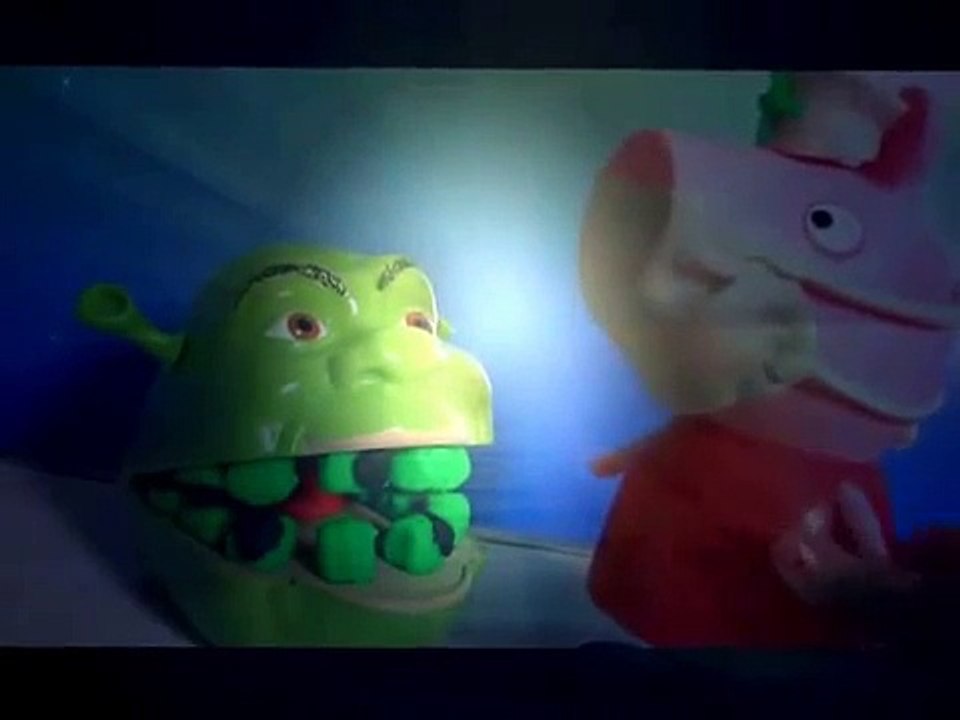 Nurse Peppa Pig Fixes Shrek Rotten Root Canal Play Doh Doctor Drill 'N Fill Play Dough Dentist Set