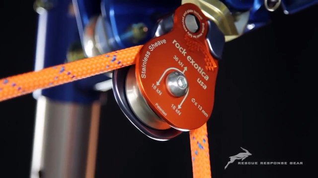 Staggered Anchors | Knots & Pulleys in Rope Rigging Systems Vol. 1 Segment 7 - Rigging Lab