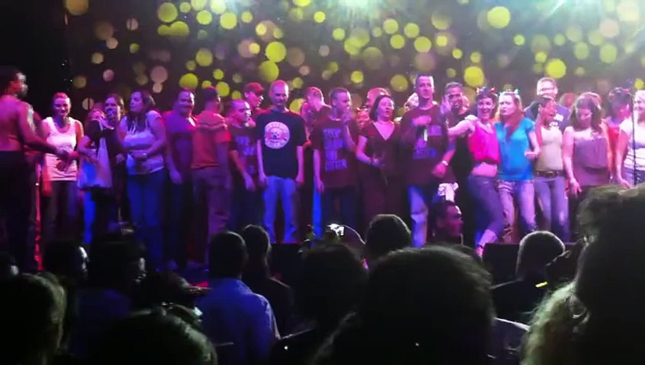 Mc Hammer and Vanilla Ice Hammer Time