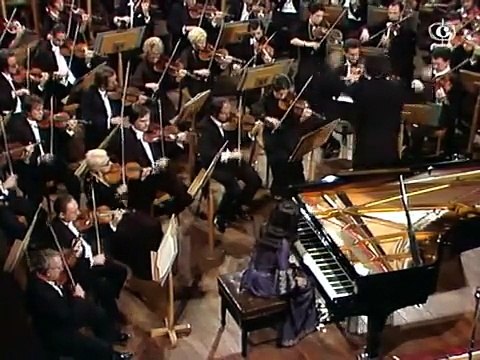 Tchaikovsky Piano Concerto No 1 FULL / Martha Argerich, piano - Charles Dutoit, conductor