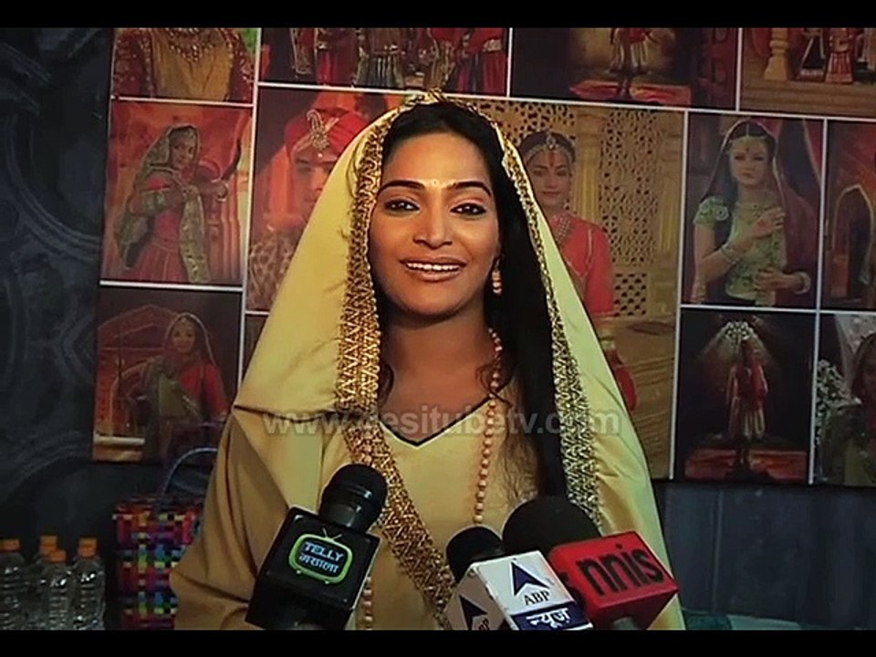 Bharat Ka Veer Putra-Maharana Pratap Fame Jaivantabai Aka Rajshree Thakur Reveals About Her Holidays- Episode 24th July 2015