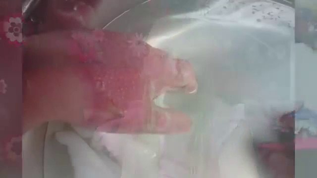 The flower was beautiful so she decided to touch it : bad idea!!!