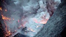 Stunning Indonesian volcanic eruption caught on camera