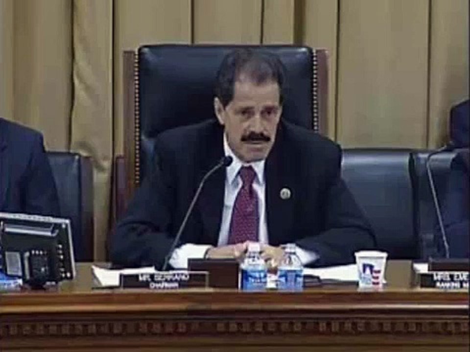 Questioning FCC Chairman Genachowski on Regulating the Internet