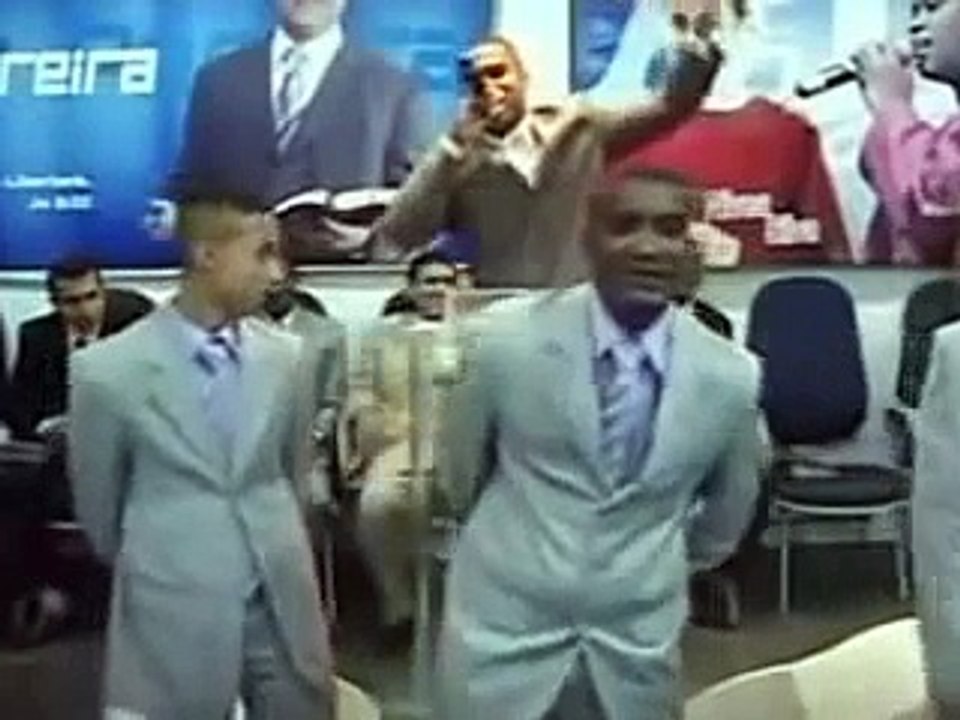 FINAL DOS DIAS : DANÇANDO FUNK NA IGREJA ASSEMBLEIA DE DEUS DOS ULTIMOS DIAS