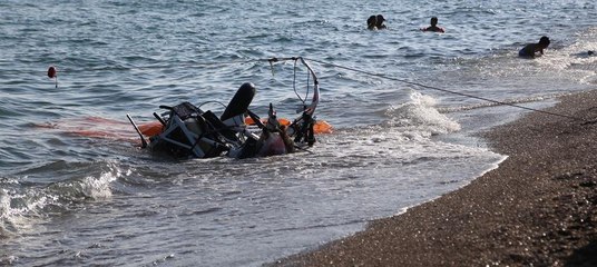 Antalya'da paramotor düştü: 2 ölü