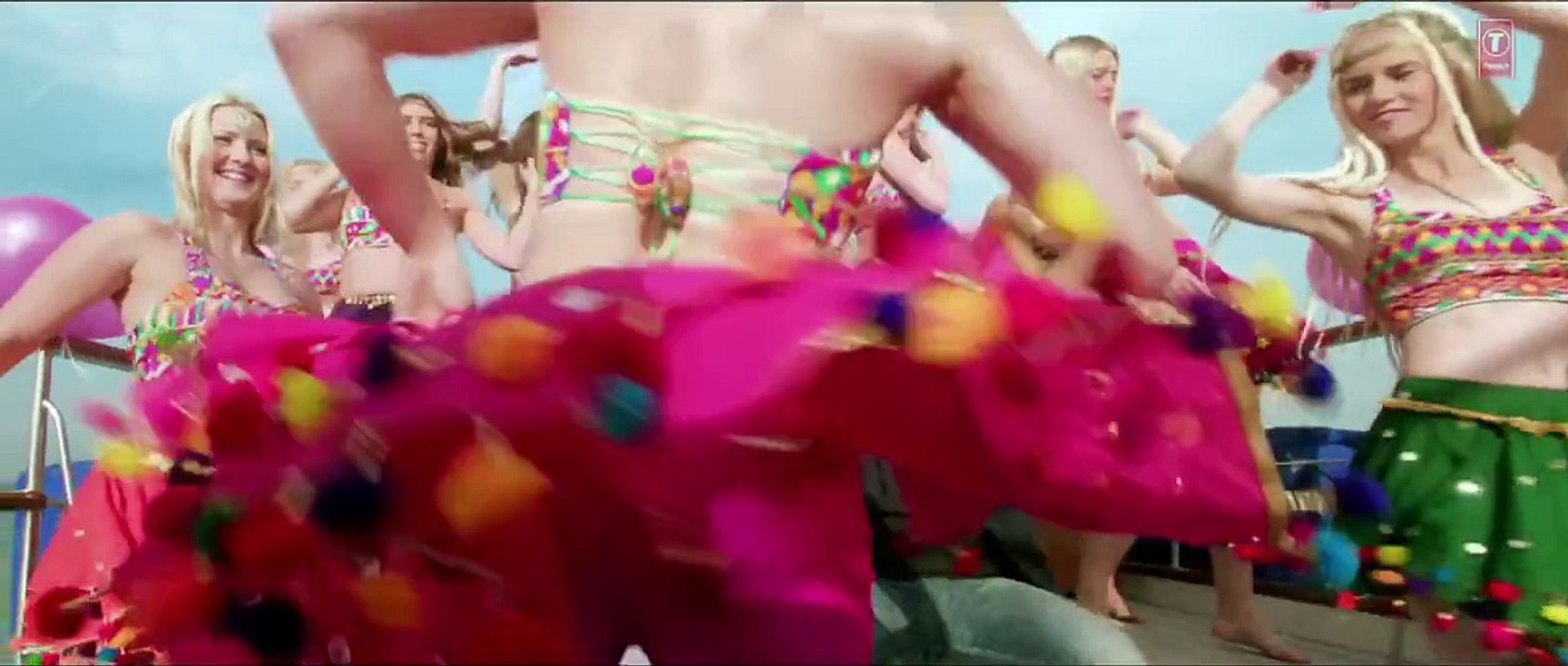 Boat Ma Kukdookoo Full VIDEO Song Welcome 2 Karachi
