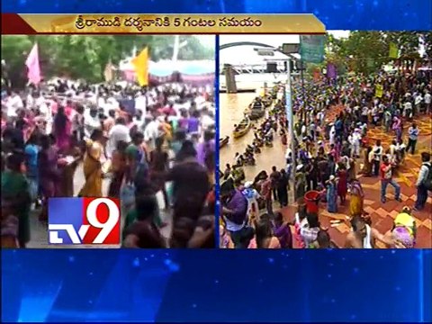 Devotess swarm to pushkar ghats