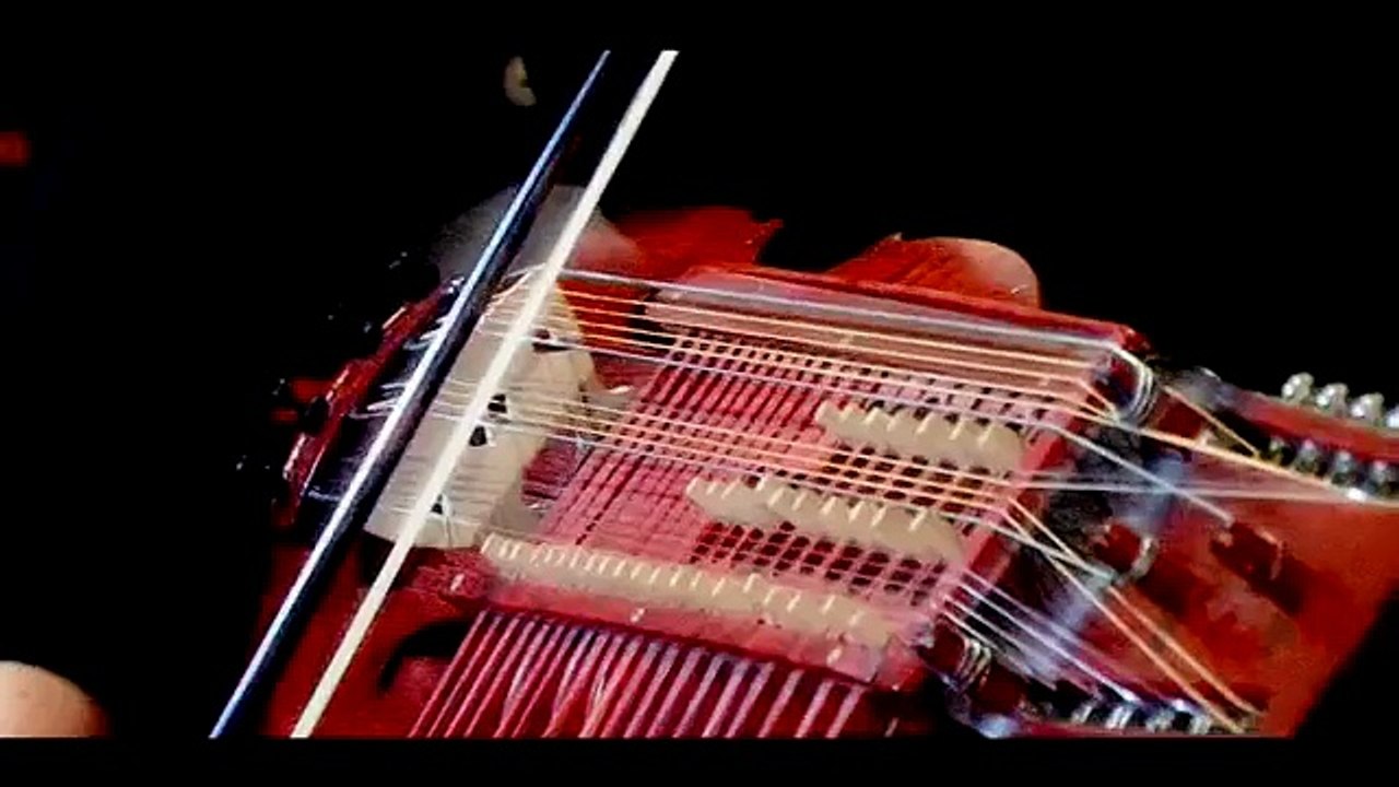 Nyckelharpa and Harp - Anna Rynefors and Erik Ask-Upmark of "Dråm"