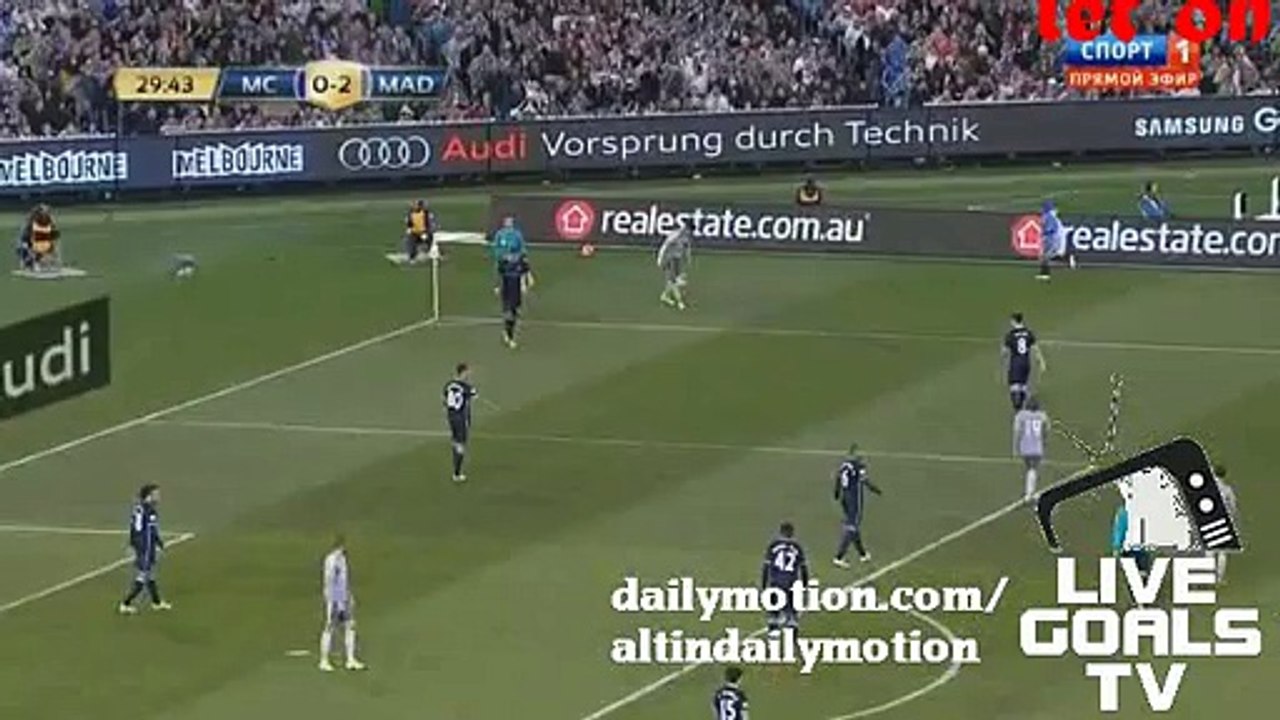 Gareth Bale Amazing Header Chance | Man City 0-2 Real Madrid