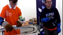 CERN students explain and demonstrate superconductivity, French & English