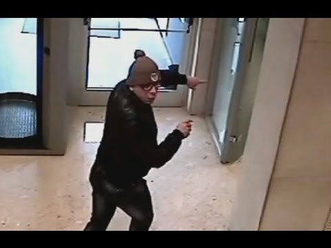 Bari - Rapina in banca a Mola di Bari, due arresti (24.07.15)