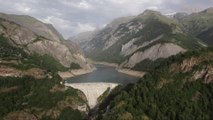 Les abords du lac du Chambon sous haute surveillance