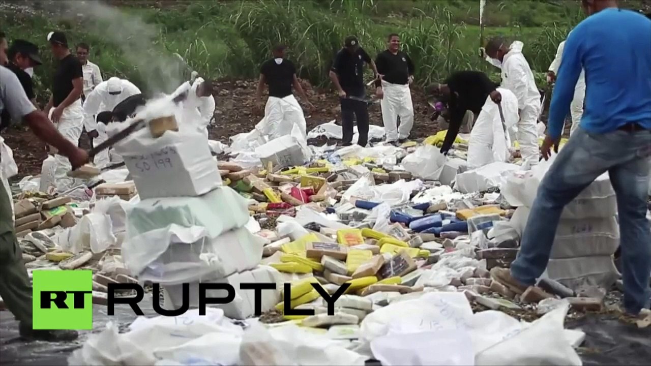 Six tonnes de cocaïne partent en fumée
