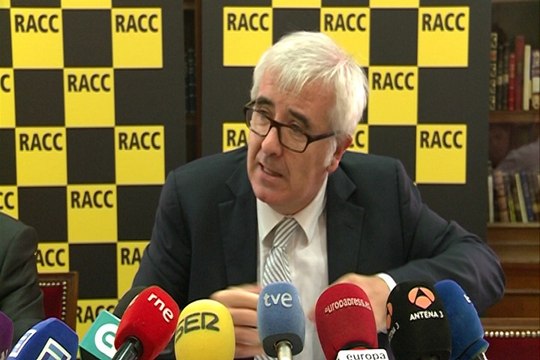 RACC propone desviar los camiones de autopistas