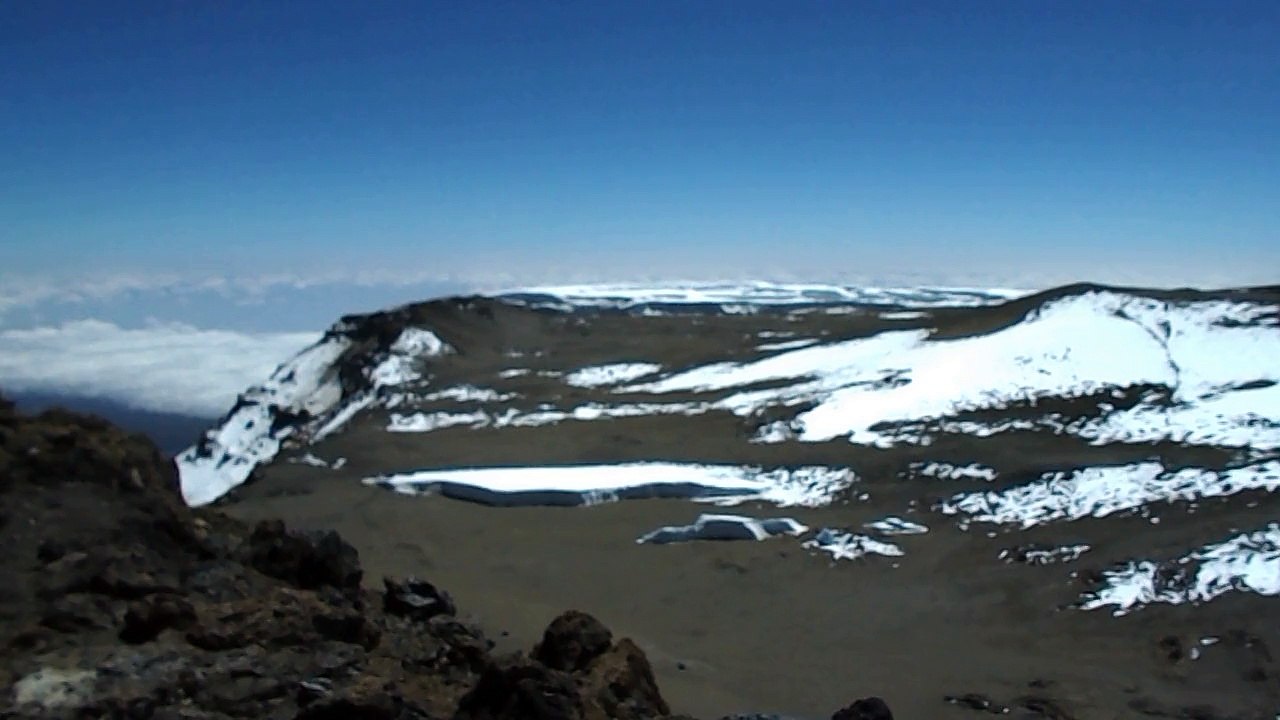 Panorama am Uhuru Peak (Kilimanjaro)